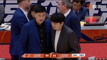 天博体育app下载-奇兵！三分9中5砍15分，完爆国手胡明轩徐杰，赛后邱彪点名表扬